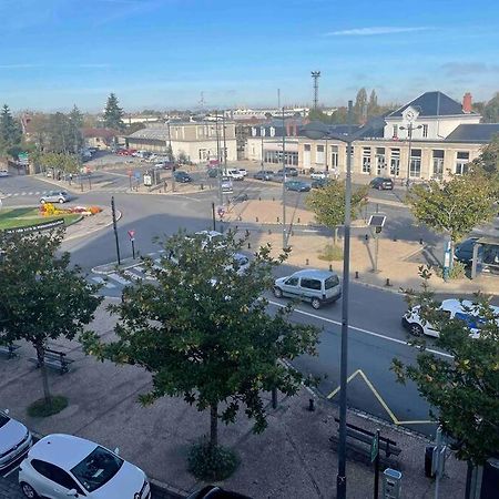 T2 Face Gare Sncf Appart Hotel Le Cygne 1 Μπουρζ Εξωτερικό φωτογραφία